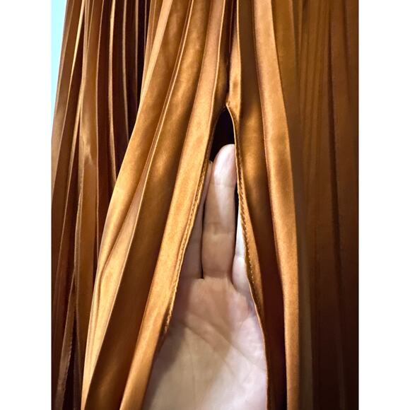 AMUR Aviva Rosette One Shoulder Pleated Gown Copper Size 2 - Picture 12 of 16